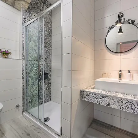 Porta D'oro Pensionat Pula